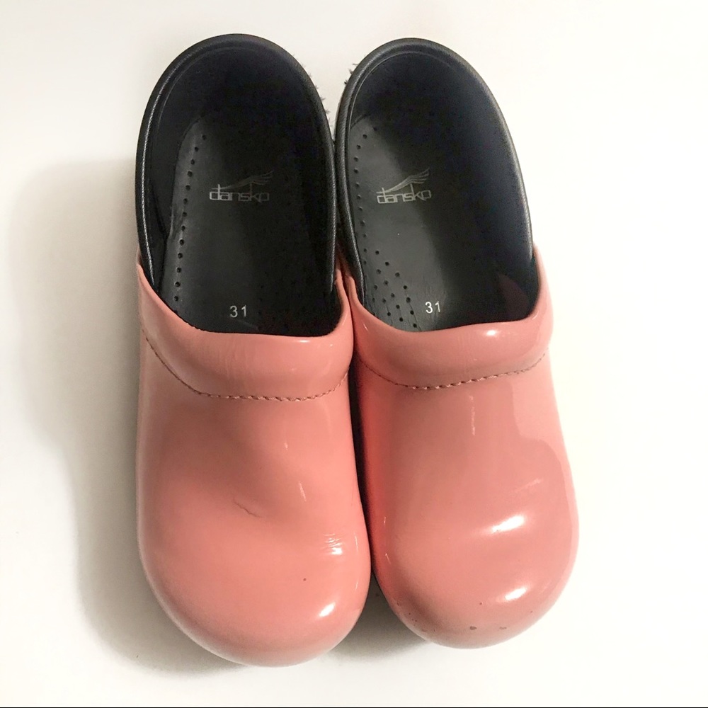 Dansko Pink Patent Leather Clogs Girls Size 31